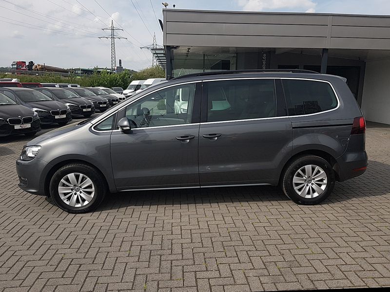 SHARAN 2.0TDI DSG STYLE FAMILY AHK PANO BUSINESS CONNECT