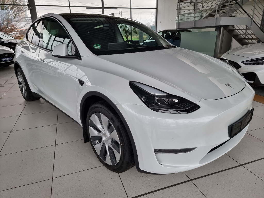 Tesla Model Y Long Range 2022*Anhä, Jahreswagen, Geländewagen/SUV