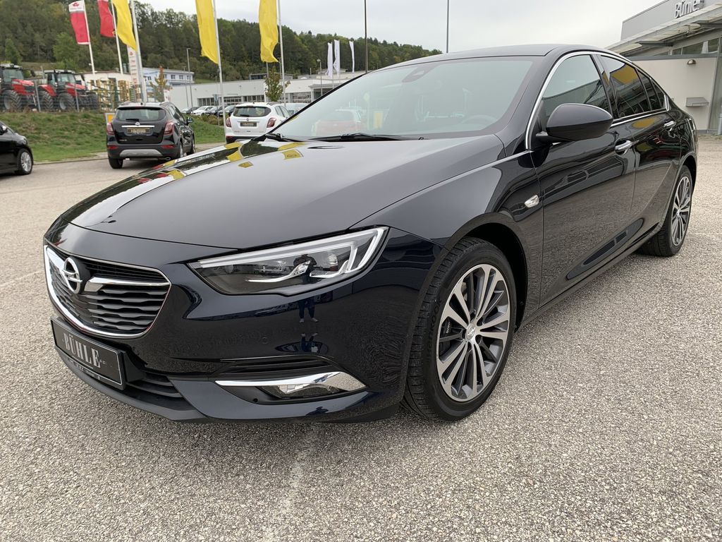 Opel insignia limousine