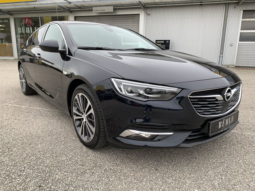 Opel insignia limousine