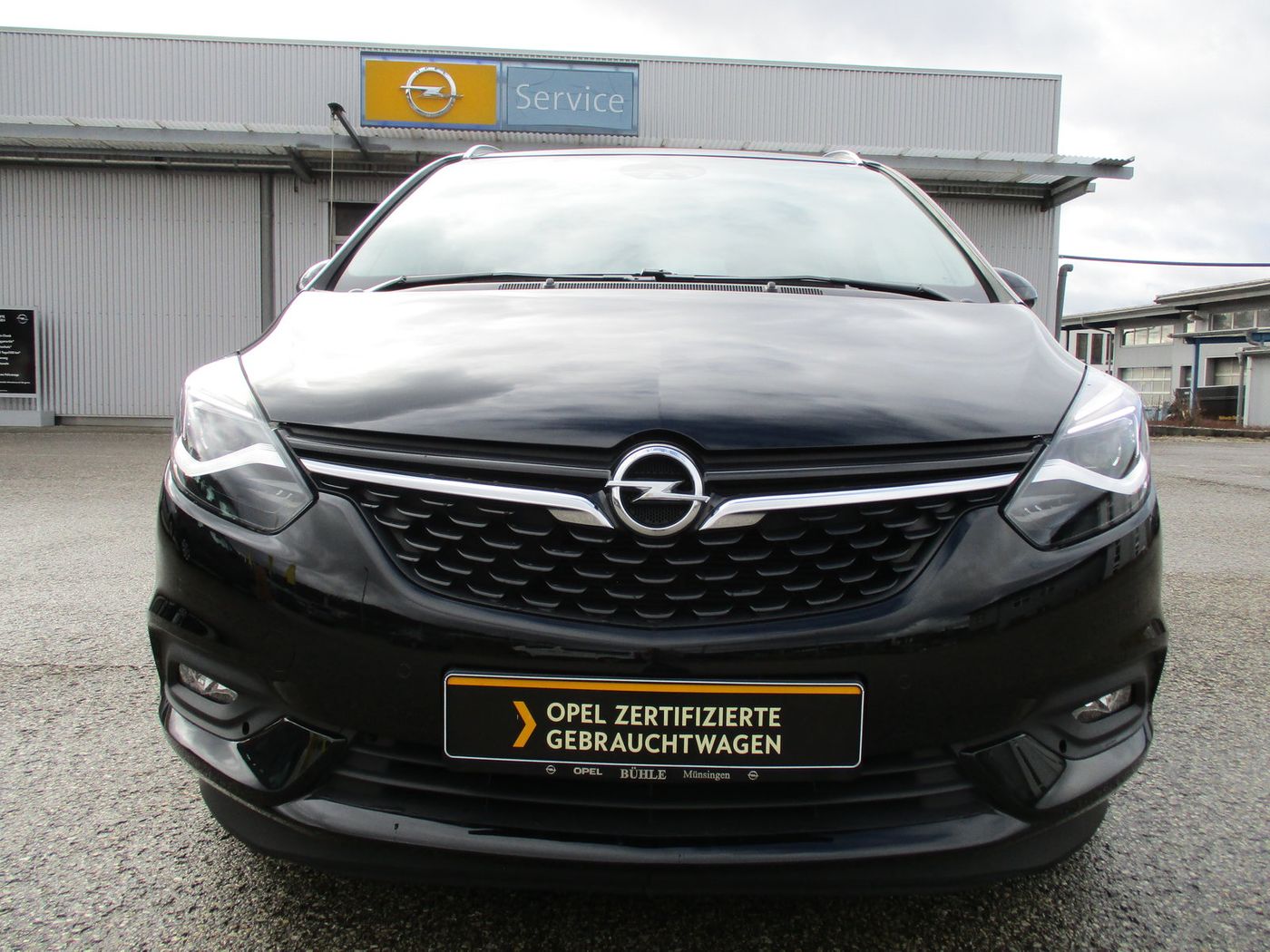 Opel Zafira Innovation 7 Sitze Navi Ahk Gebrauchtwagen Bus 0242