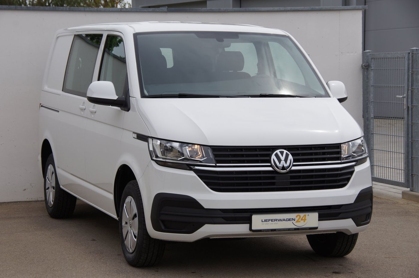 VW T6.1 Transporter Kasten PLUS DSG 5- | Neuwagen | Bus | SLLX010601